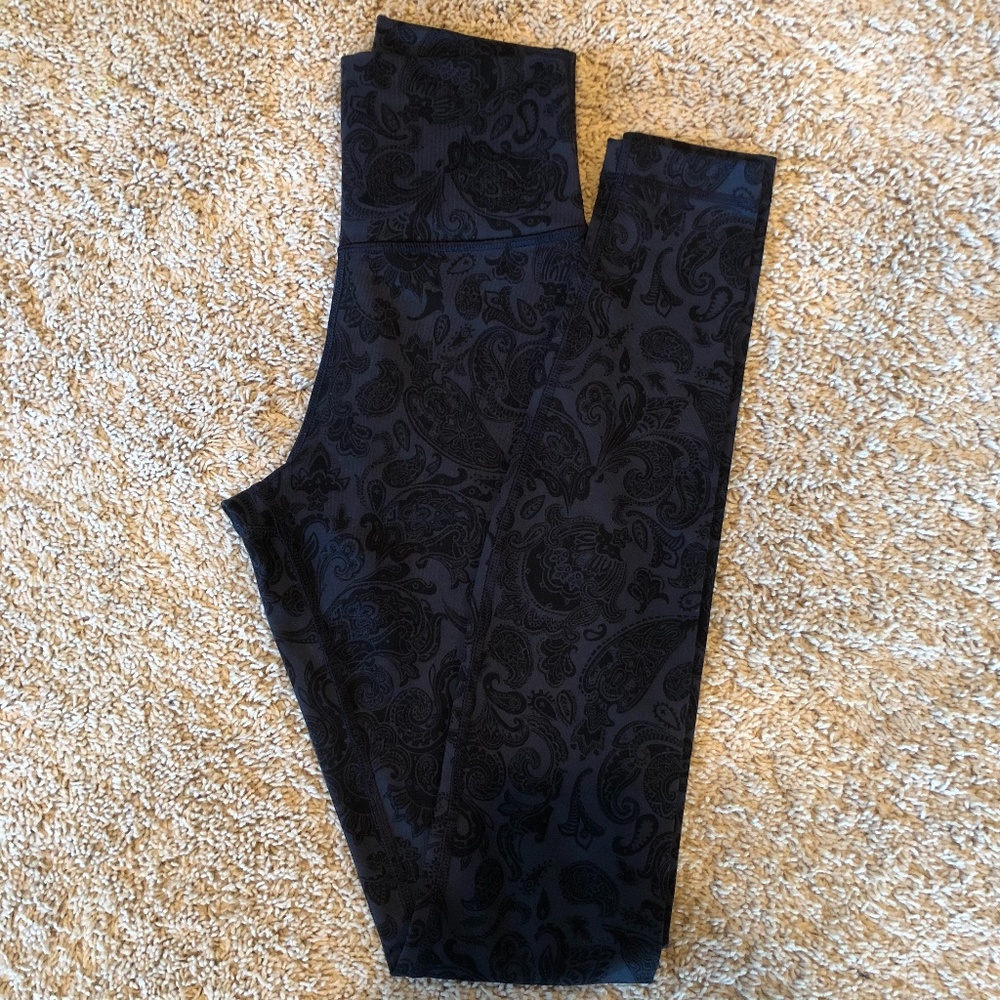 Lululemon | High Rise Inkwell Paisley Legging S2